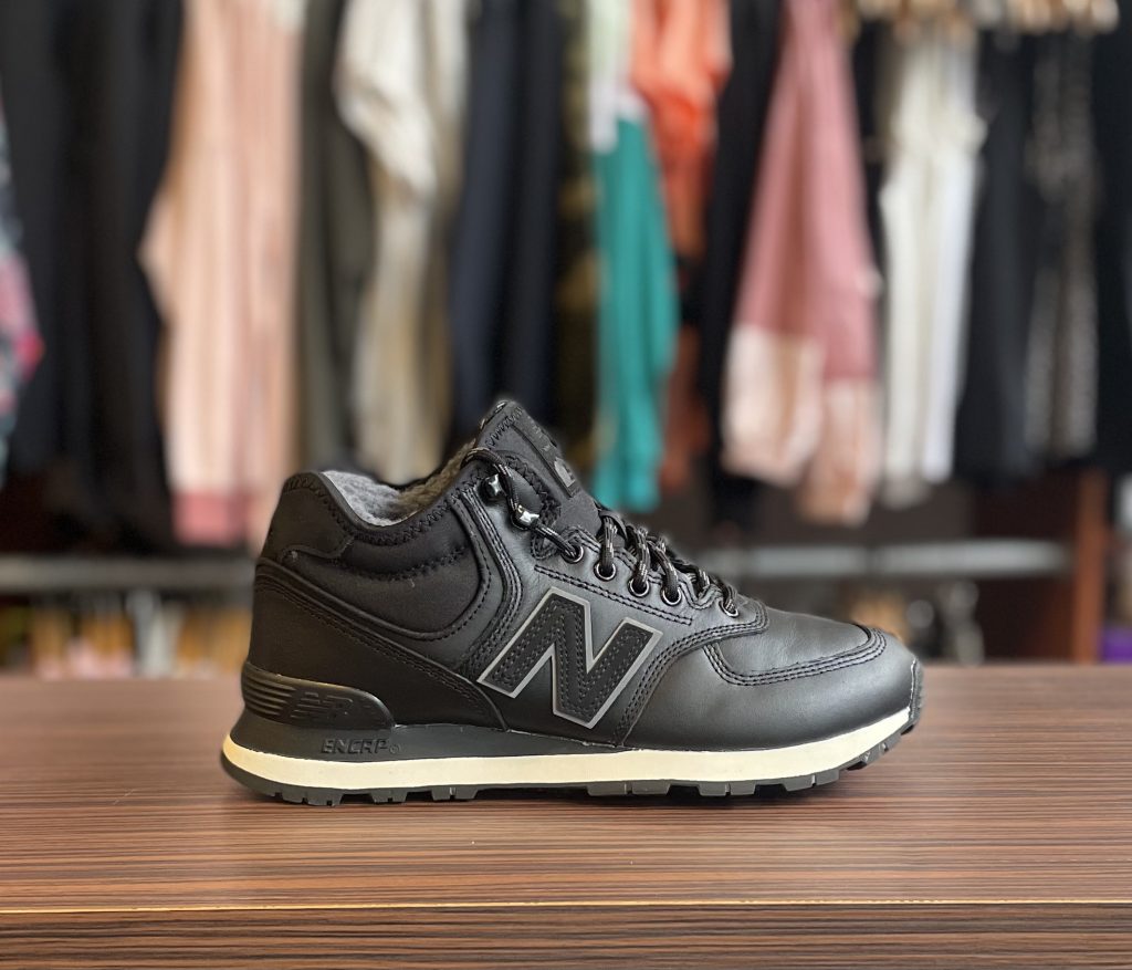 New Balance 574 GX1 Boots gr.49 schwarz meinsportline