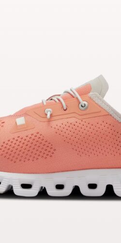 ON Cloud 5 Coast Damen Sneaker (pink)